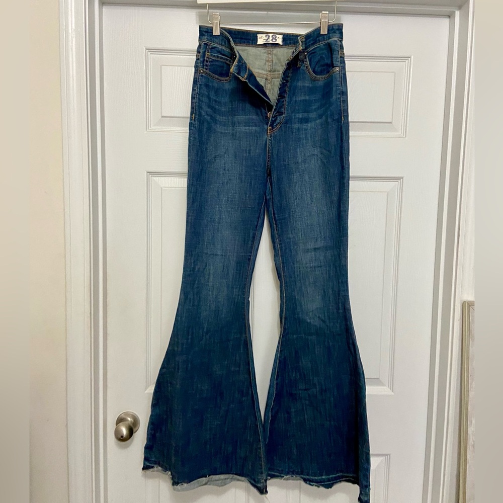 Free People Bell Bottoms Mid Wash!!